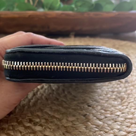 (MT151) Authentic Miu Miu Matelasse Zipper Wallet - Picture 8 of 16